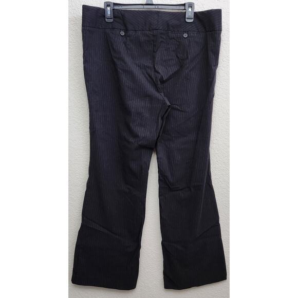 Lane Bryant Black Pinstripe Wide Leg Flat Front Dress Pants 18A Lightweight Soft - Picture 3 of 5